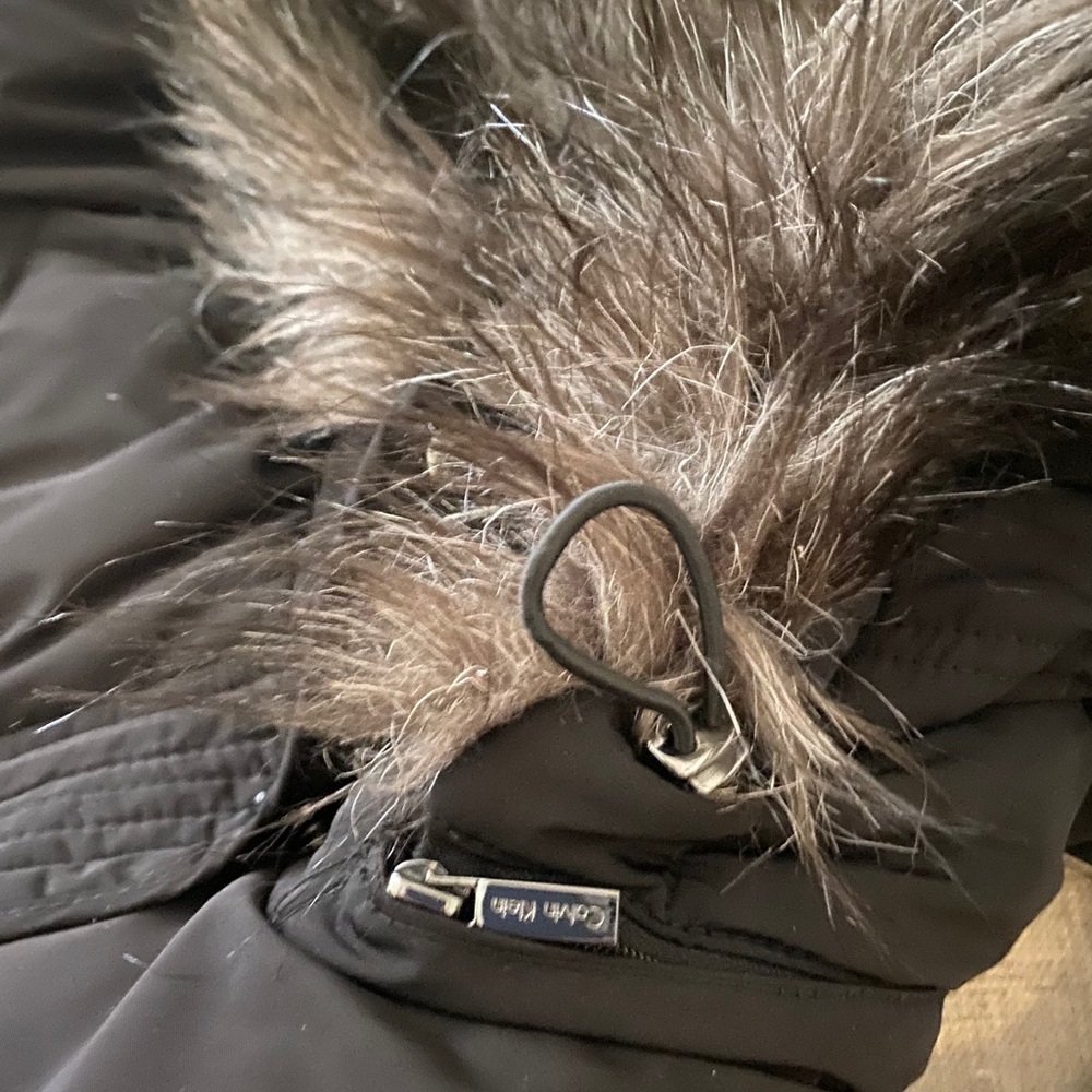 Down Jacket - Picture 4 of 6